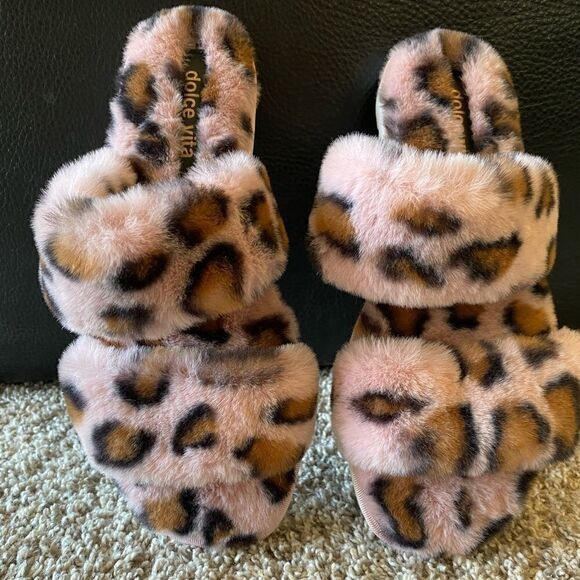 NWOT Dolce Vita Animal Print Faux Fur Slippers - Picture 2 of 10